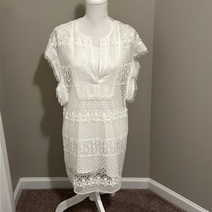 NWOT BCBG White Lace Dress - Size Medium